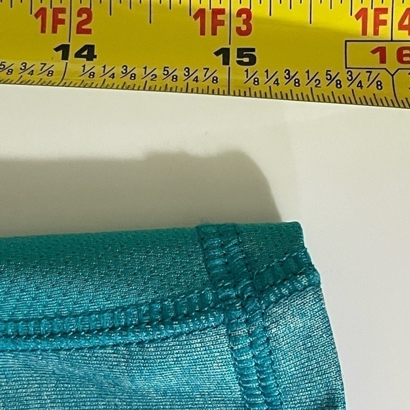 C 9 Champion sz med athleisure top in aqua crisscross straps on the back - Picture 6 of 8